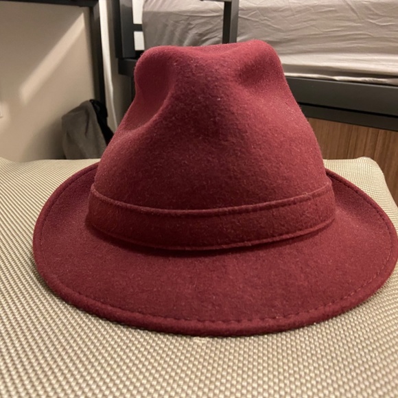 Gucci Burgundy Wool Fedora with Gold Accent main image 6